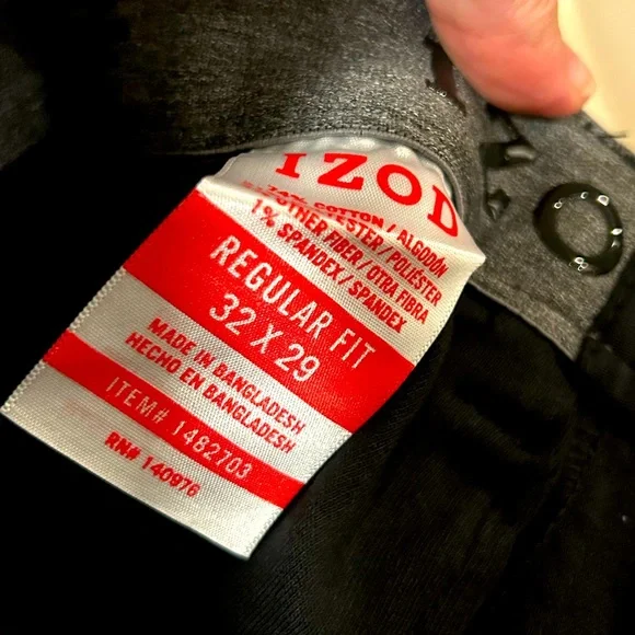 New with tags. Men’s Izod black jeans 32/29. - Picture 2 of 3